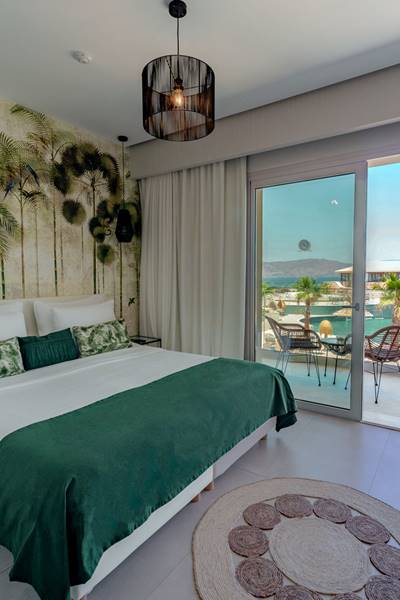 COZY DOUBLE ROOM WITH DIRECT SEA VIEW
